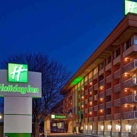 Holiday Inn Kingston Waterfront